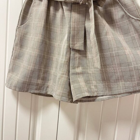 Plaid Paper Bag High Waist Shorts Beige – S - Picture 3 of 8
